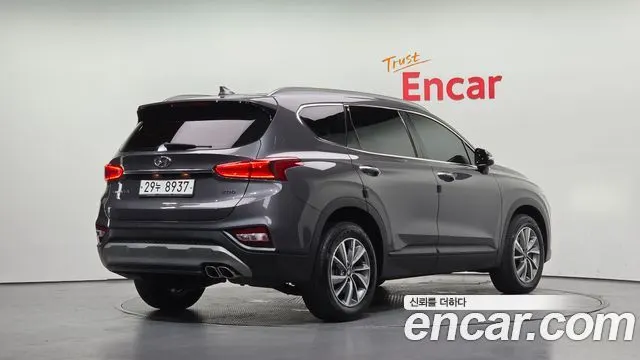 HYUNDAI SANTA FE 2019 — 110 900 км, серый, Корея — под ключ — фото 2