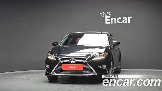 LEXUS ES300H 2017 — 190 649 км, чёрный, Корея — под ключ — фото 3