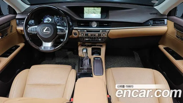 LEXUS ES300H 2017 — 190 649 км, чёрный, Корея — под ключ — фото 7
