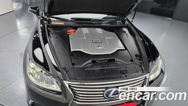 LEXUS LS600HL 2016 — 153 235 км, чёрный, Корея — под ключ — фото 6