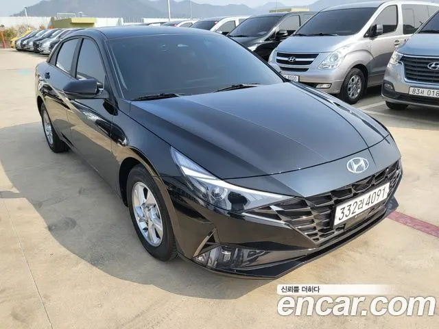 HYUNDAI AVANTE 2022 — 81 805 км, чёрный, Корея — под ключ — фото 2