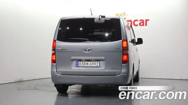 HYUNDAI GRAND STAREX 2019 — 137 418 км, серебристый, Корея — под ключ — фото 4