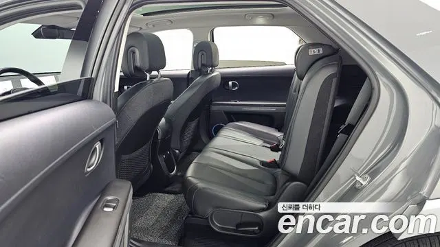 HYUNDAI IONIQ 5 2022 — 118 949 км, серебристо-серый, Корея — под ключ — фото 11