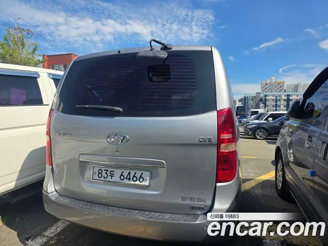 HYUNDAI GRAND STAREX 2012 — 131 548 км, серебристый, Корея — под ключ — фото 2