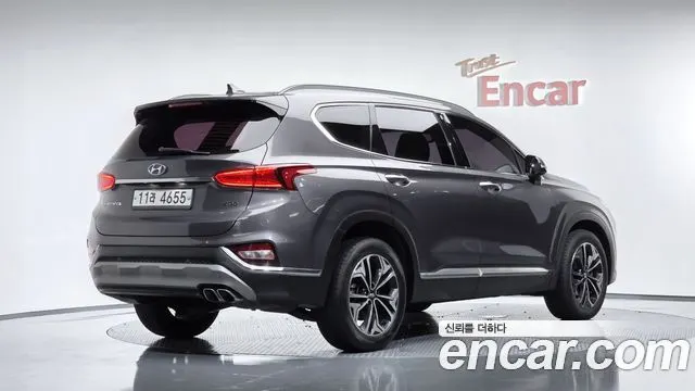 HYUNDAI SANTA FE 2019 — 125 015 км, серый, Корея — под ключ — фото 2