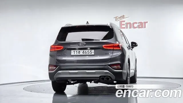 HYUNDAI SANTA FE 2019 — 125 015 км, серый, Корея — под ключ — фото 4