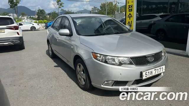 KIA FORTE 2009 — 133 946 км, серебристо-серый, Корея — под ключ — фото 6