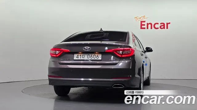 HYUNDAI SONATA 2016 — 101 550 км, коричневый, Корея — под ключ — фото 4