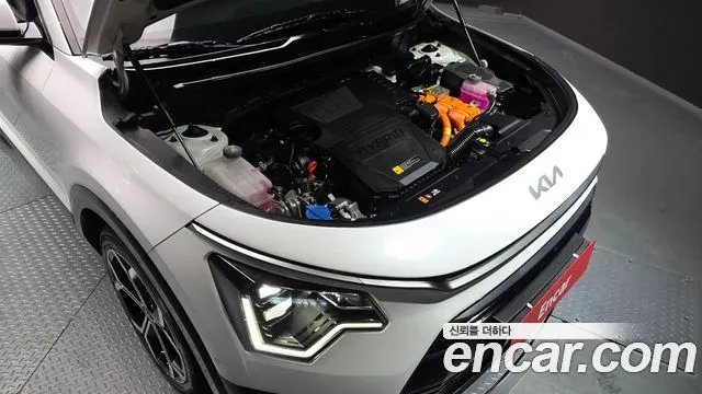 KIA NIRO 2022 — 65 453 км, белый, Корея — под ключ — фото 6