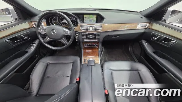 MERCEDES-BENZ E-CLASS W212 2014 — 141 148 км, серебристый, Корея — под ключ — фото 7
