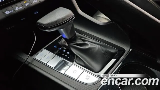 HYUNDAI AVANTE HYBRID 2023 — 78 010 км, серебристо-серый, Корея — под ключ — фото 9