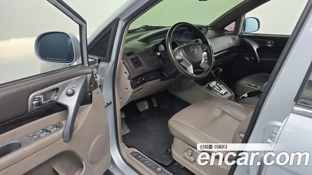 KGM KORANDO TURISMO 2016 — 158 349 км, серебристо-серый, Корея — под ключ — фото 10