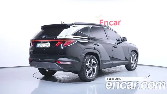 HYUNDAI TUCSON 2022 — 43 583 км, чёрный, Корея — под ключ — фото 2