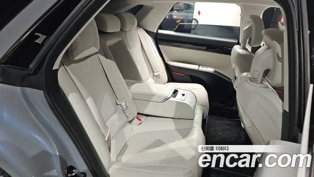 HYUNDAI GRANDEUR HYBRID 2024 — 36 458 км, светло-серебристый, Корея — под ключ — фото 11