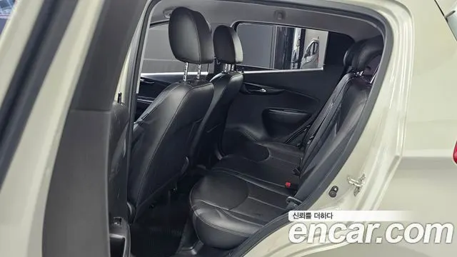 CHEVROLET SPARK 2016 — 115 503 км, белый-перламутр, Корея — под ключ — фото 12