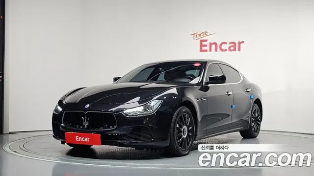 MASERATI GHIBLI 2015