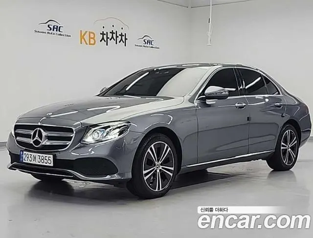 MERCEDES-BENZ E-CLASS W213 2018 — 109 108 км, серый, Корея — под ключ — фото 12