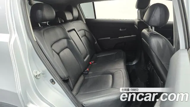 KIA SPORTAGE R 2016 — 184 232 км, серебристый, Корея — под ключ — фото 11
