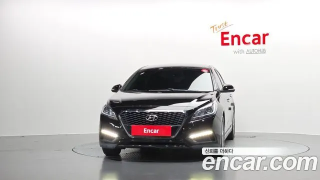 HYUNDAI SONATA HYBRID 2016 — 209 724 км, чёрный, Корея — под ключ — фото 3