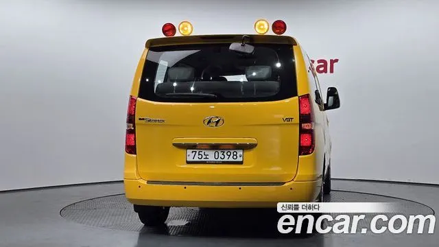 HYUNDAI GRAND STAREX 2019 — 70 789 км, жёлтый, Корея — под ключ — фото 4