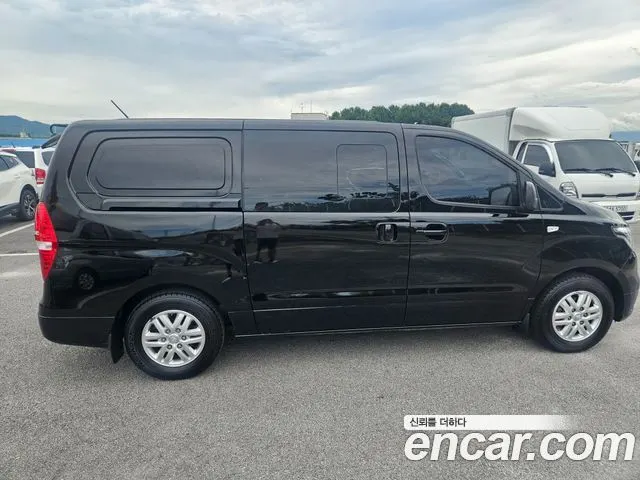 HYUNDAI GRAND STAREX 2019 — 149 490 км, чёрный, Корея — под ключ — фото 5