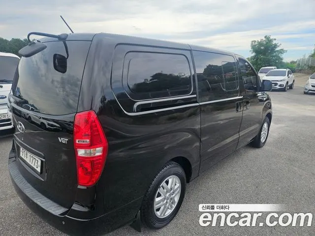 HYUNDAI GRAND STAREX 2019 — 149 490 км, чёрный, Корея — под ключ — фото 6