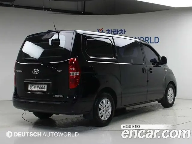 HYUNDAI GRAND STAREX 2016 — 175 396 км, чёрный, Корея — под ключ — фото 2