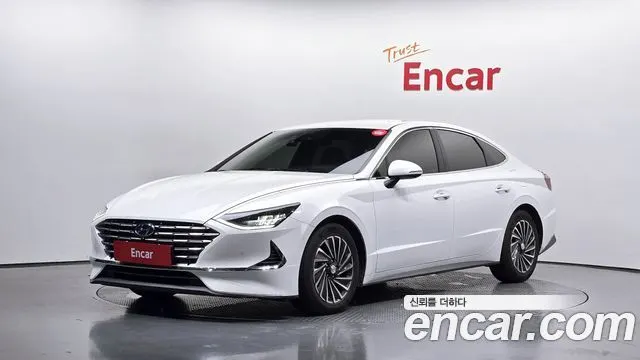HYUNDAI SONATA HYBRID 2022 — 155 678 км, белый, Корея — под ключ — фото 1