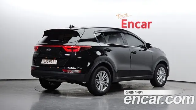 KIA SPORTAGE 2018 — 120 173 км, чёрный, Корея — под ключ — фото 2