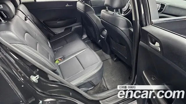 KIA SPORTAGE 2018 — 120 173 км, чёрный, Корея — под ключ — фото 12