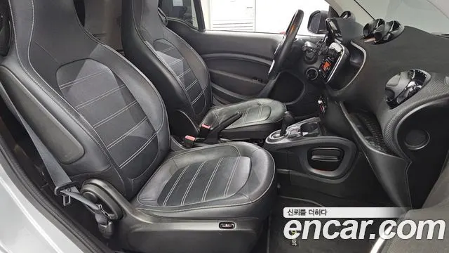 SMART FORTWO COUPE 2016 — 89 383 км, чёрный, Корея — под ключ — фото 11