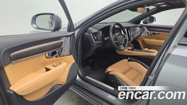VOLVO V90 CROSS COUNTRY 2018 — 75 857 км, серый, Корея — под ключ — фото 10