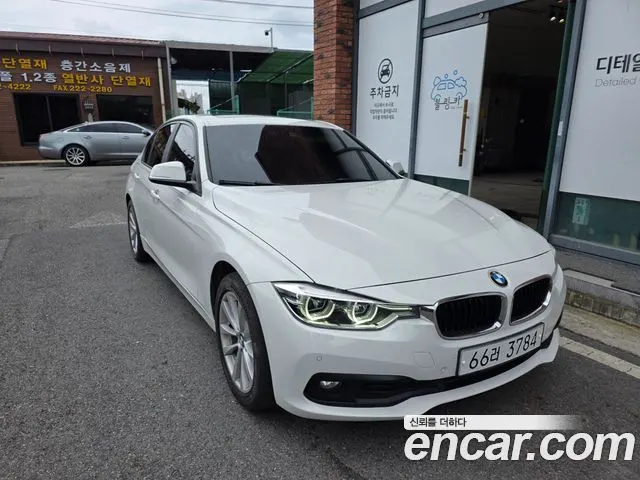BMW 3 SERIES 2017 — 122 331 км, белый, Корея — под ключ — фото 1