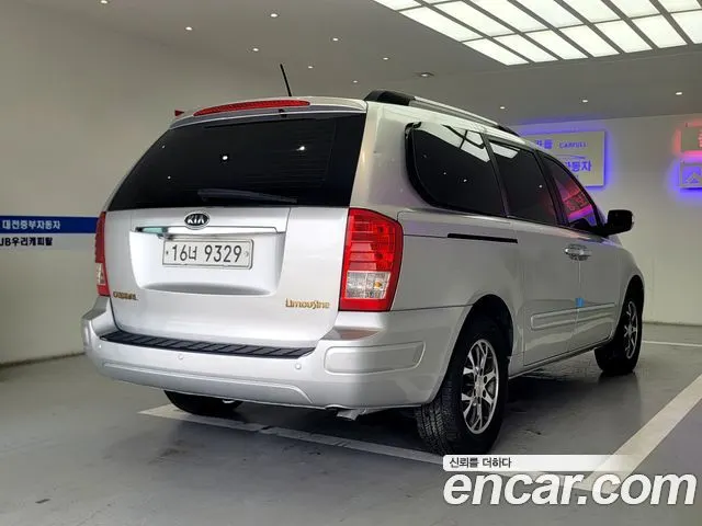 KIA CARNIVAL R 2012 — 249 000 км, серебристый, Корея — под ключ — фото 5