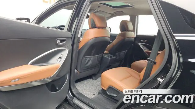 HYUNDAI MAXCRUZ 2018 — 151 990 км, чёрный, Корея — под ключ — фото 11