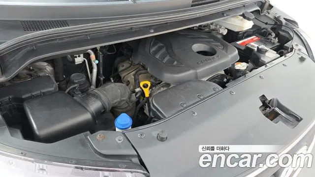 HYUNDAI GRAND STAREX 2018 — 202 437 км, серебристо-серый, Корея — под ключ — фото 6