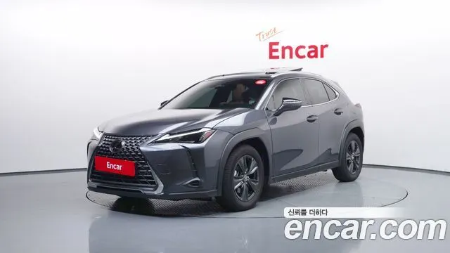 LEXUS UX300H 2026