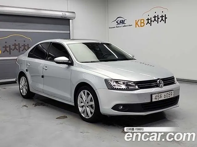 VOLKSWAGEN JETTA 2014 — 22 954 км, серебристый, Корея — под ключ — фото 4