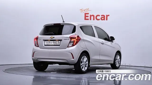 CHEVROLET SPARK 2021 — 99 701 км, белый-перламутр, Корея — под ключ — фото 1