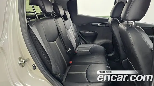 CHEVROLET SPARK 2021 — 99 701 км, белый-перламутр, Корея — под ключ — фото 12