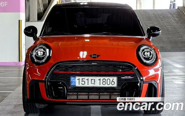 MINI COOPER 2019 — 67 000 км, оранжевый, Корея — под ключ — фото 3