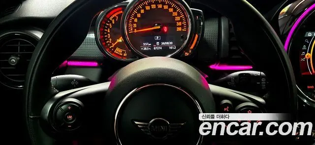 MINI COOPER 2019 — 67 000 км, оранжевый, Корея — под ключ — фото 8