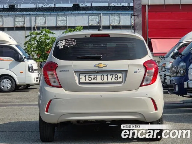 CHEVROLET SPARK 2017 — 111 636 км, белый-перламутр, Корея — под ключ — фото 7