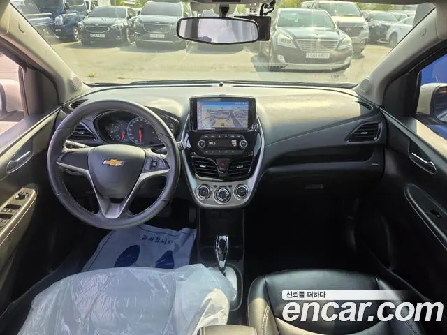 CHEVROLET SPARK 2017 — 111 636 км, белый-перламутр, Корея — под ключ — фото 10