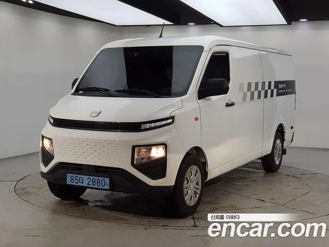 GEELY SE-A2 VAN 2023 — 2 613 км, белый, Корея — под ключ — фото 1