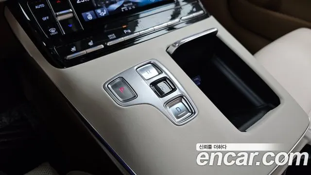HYUNDAI GRANDEUR 2020 — 49 065 км, белый-перламутр, Корея — под ключ — фото 9