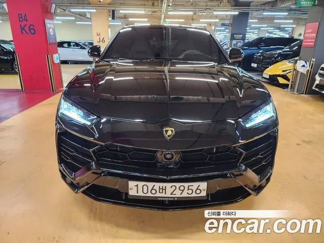 LAMBORGHINI URUS 2019 — 31 800 км, Корея — под ключ — фото 1