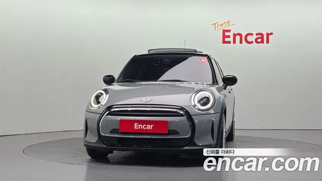 MINI COOPER 2022 — 23 589 км, серебристо-серый, Корея — под ключ — фото 3