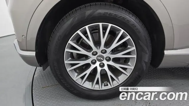 GENESIS GV80 2020 — 69 115 км, светло-золотистый, Корея — под ключ — фото 5