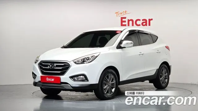 HYUNDAI TUCSON 2014 — 157 375 км, белый, Корея — под ключ — фото 12